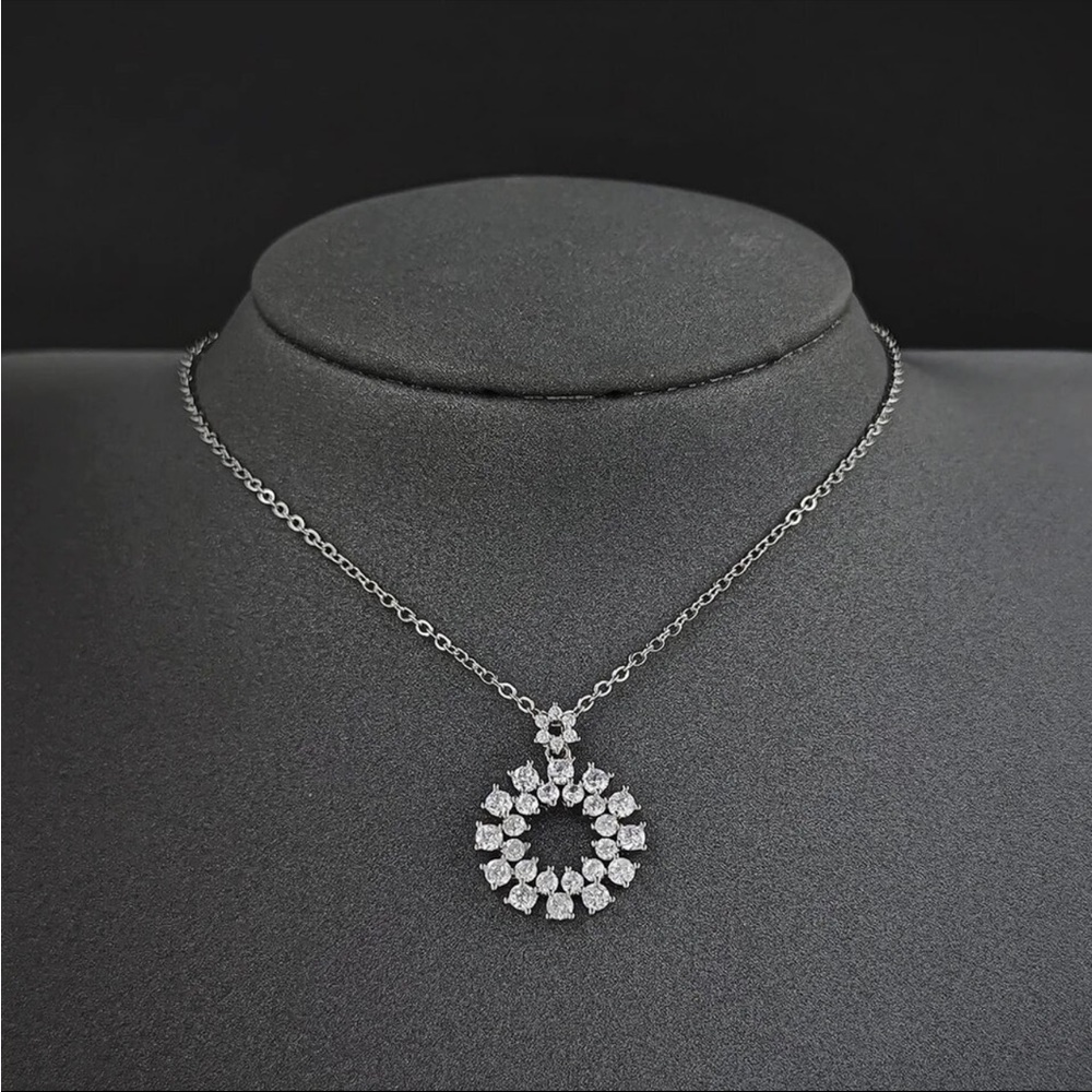 New Luxury 925 Silver Beautiful Anniversary Party Diamond Necklace - Picture 4 of 6